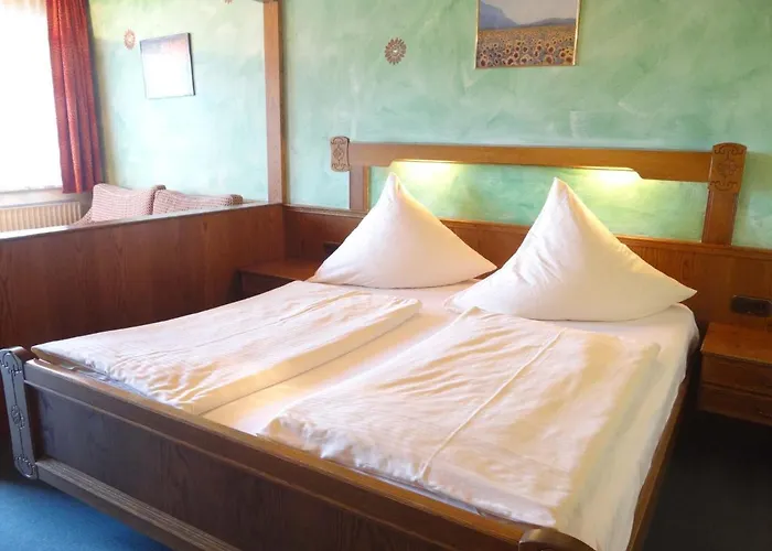 Beim Haxenwirt Hotel
